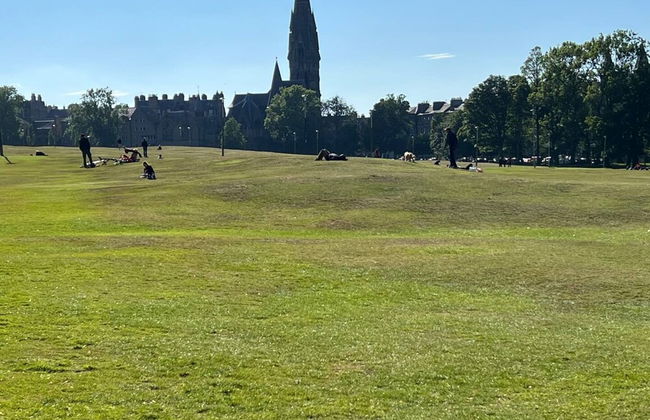 Spacious 4 Bedroom Apartment Near The Meadows/old Town - Foto 35