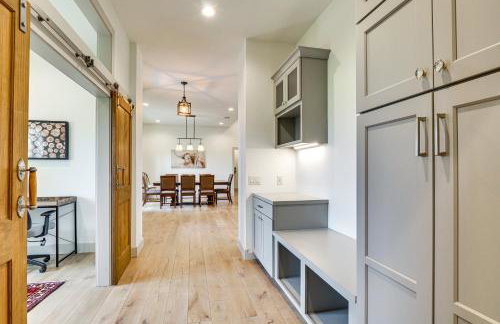 Large Group Getaway in Georgetown with Private Pool! - Foto 10