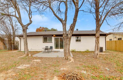 4 Mi to Joe Pool Lake! Cedar Hill Family Haven - Foto 3