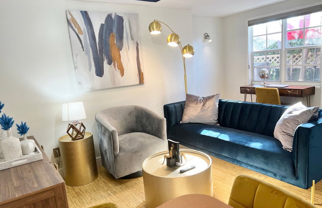 Miami Beach HomeStay - Photo 16