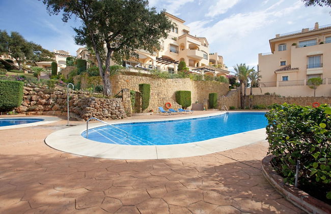 Charming Apartment With Pool - Photo 1