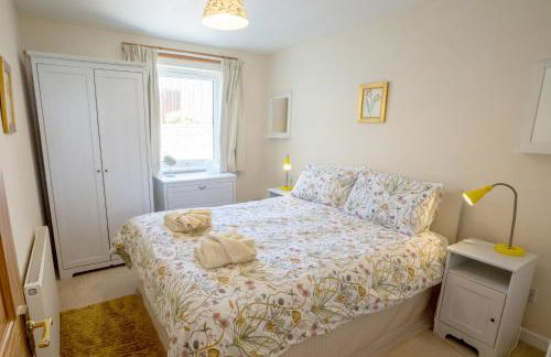 Spacious Coastal Home with Stunning Sea Views - Foto 37