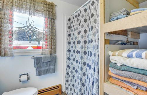 12 Mi to Castle Rock Lake Serene New Lisbon Home! - Foto 15