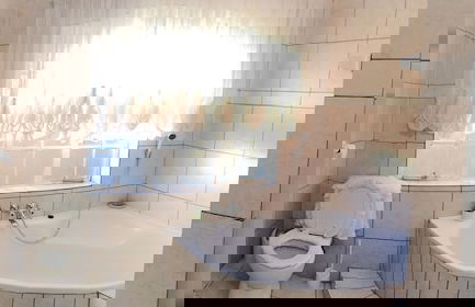 High Tide - Photo 17