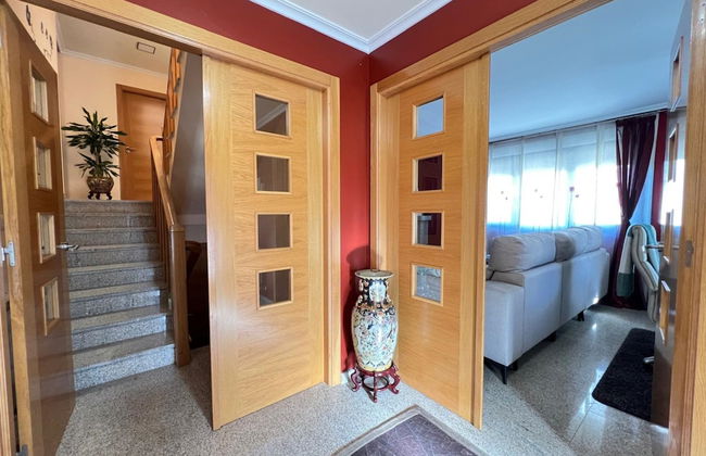 Holiday Home With Private Garage - Foto 2