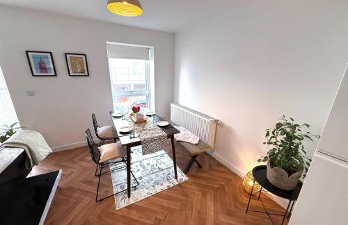 Issara Apartments 41 - Great location & Private Parking - Foto 2