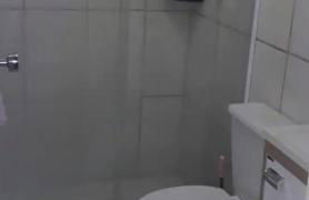 Apartamento inteiro, completo para até 8 pessoas por locação Não é divido com outros pessoas apenas significa que vc pode locar que tem capacidade para até 8 pessoas mas a locação sempre é individual de quem locou Check in possível nas 24 hrs - Foto 4