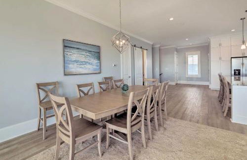 Gorgeous Emerald Isle Getaway Walk to Beach! - Foto 7