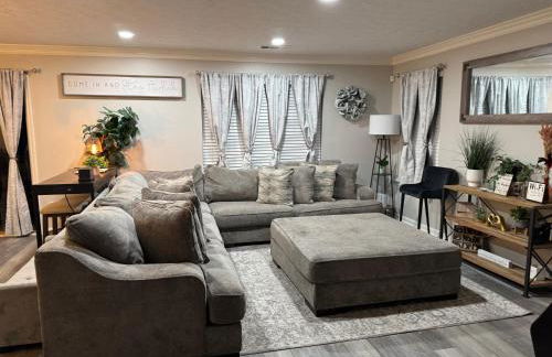 ThrillStay Braves & Six Flags Family House - Foto 23