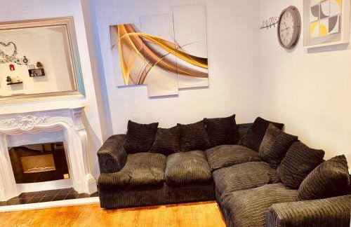 4-Bed Oasis Quiet Culde sac - Foto 9