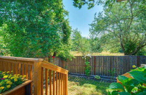 Cozy Roseburg Home with Fire Pit and Gas Grill! - Foto 21