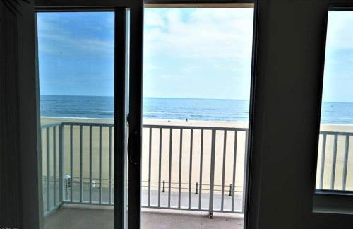Oceanfront condo, ocean view and indoor pool - Foto 22