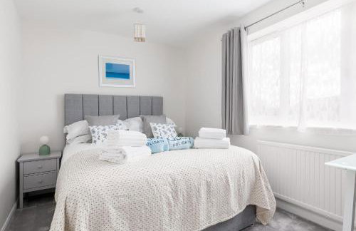 Spinnaker House-with Tesla Electric Charging Point - Foto 22