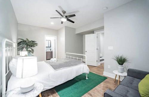 Luxury w/SoakTub* King with 3BR - Foto 13