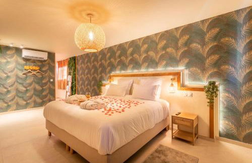 Suite Emeraude Spa Détente avec Balnéo Double & Sauna - Foto 1