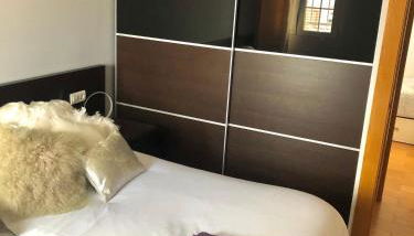 Piso semicentrico con vistas a la bahía de Algeciras - Foto 5