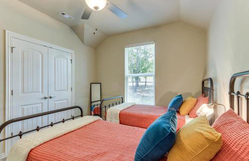 Modern Family Cabin: Walk to Table Rock Lake - Foto 18