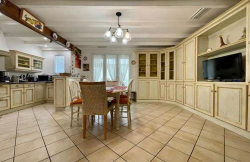 Villa Anatole - parking privé - 900m Cité Médiévale - Foto 43