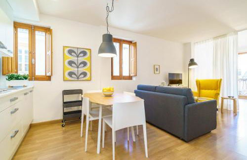 Valencia Home - Photo 57