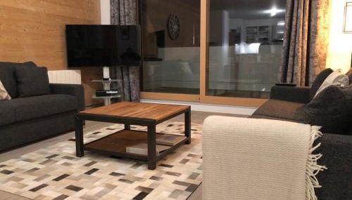 *NEW* Bellevue D’Oz Ski In Ski Out Luxury Apartment (8-10 Guests) - Foto 5