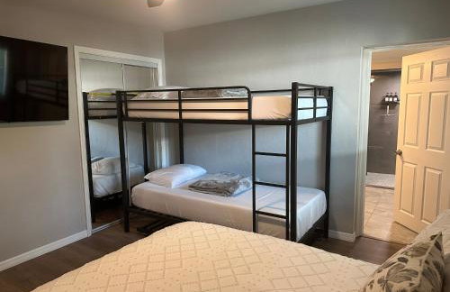 Siesta Beach Getaway - Minutes to Beach, Shops, Dining - Foto 32