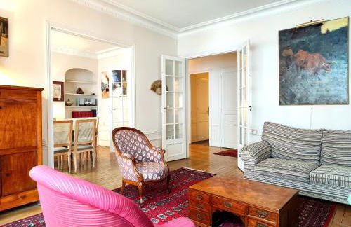 Peaceful 15th Paris Apartment with Metro Access - Foto 7
