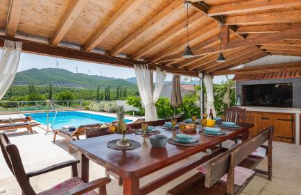 Villa Filomena - Omis by Villas Guide - Photo 2