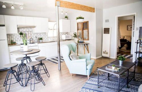 Seaside Bliss -Downtown! Beach! ConvCenter! Bikes! - Foto 25