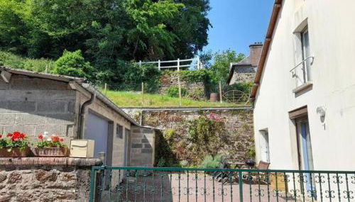 Chez Pauline, Gavray. House with secure parking, Wi-Fi & garage. - Foto 2