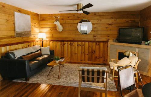 "Rocky Top" - Cozy RRG Cabin off Slade Exit! - Foto 20