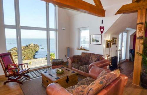 Glan Y Mor - Photo 8