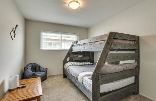 Sunny Oceanside Home with Patio, 5 Mi to Downtown! - Photo 16