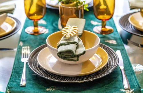 Stylish & Modern 2-Bedroom London Hideaway - King Bed- Sleeps 6 - Parking Available - Instant Book - 20 Percent Off Long Stays! - Foto 20