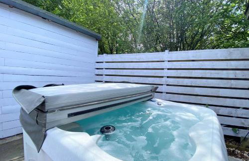 Hunters Hideaway Lodge - Private Hot Tub - Infrared Sauna - Dog Friendly - Foto 12