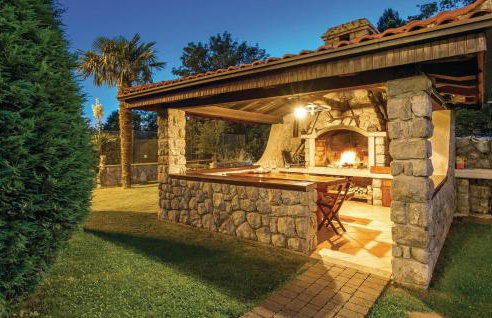 Cozy Home In Viskovo With Wifi - Photo 12