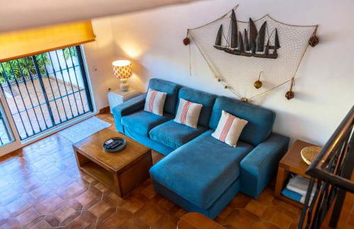 Lovely townhouse, swimming pool - Photo 2