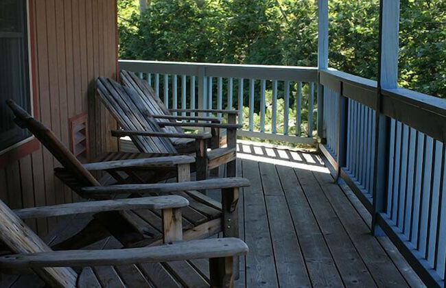 Scandinavian Lodge - Photo 16