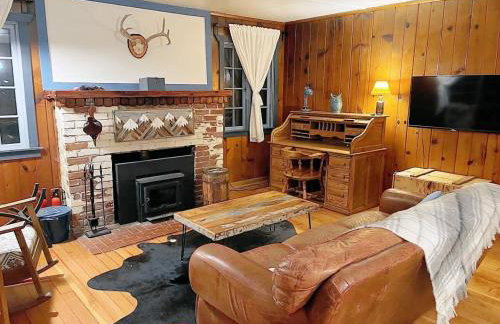 Springbrook · Cozy 2BR Mt. Hood Cabin, Fireplace & Retro Kitchen - Foto 7