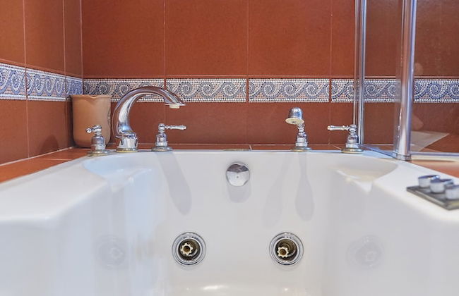 Kerame Studios - Photo 46