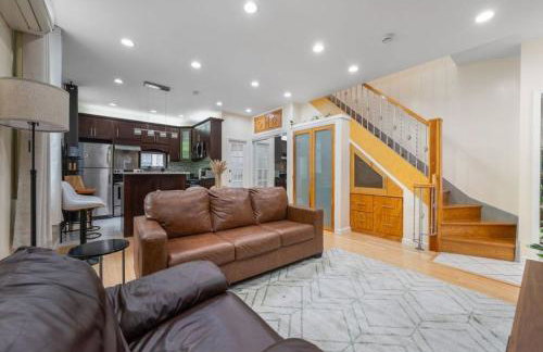 Amazing Location Murray Hill 3 Bedroom Apartment ,June to Aug 90 days stay required - Foto 1