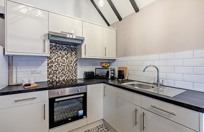 Dale View Cottages - Photo 16