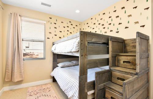 Windtree Retreat Hot Tub Pet-Friendly Fire Pit Near Downtown - Foto 15