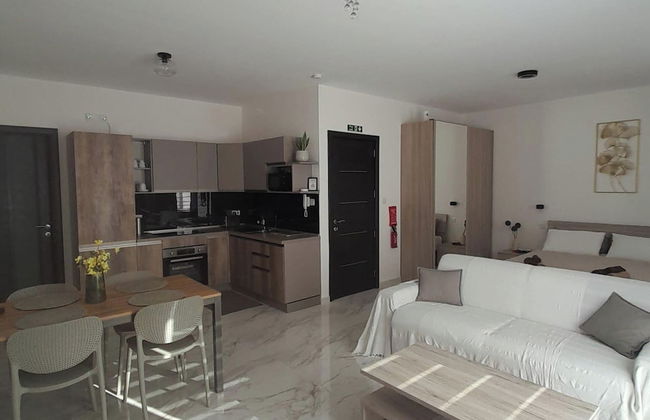 Studio - Sleeps 2 - Balcony - 5 Min Walk To Beach - Foto 8