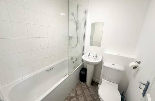 No 44 by Blue Skies Stays - Photo 20