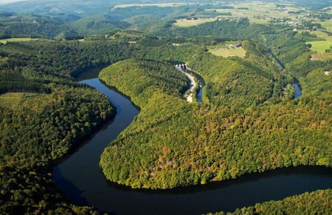 Luxurious Holiday Home with Hot Tub & Sauna in Houffalize - Foto 32