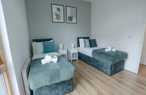 Modern 2-Bed Apartment Near ExCeL & O2 - Accommodates up to 4 Guests Max - Foto 11