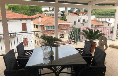 Ampio attico a 5 minuti dal mare - Foto 14