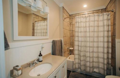 Modern 1BR Near Downtown & Augusta National - Foto 11