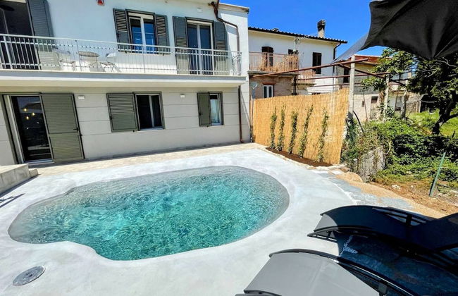 Villa Ipnotica - Panoramic Views Plus Exquisite Pool - Sleeps 7 - Very Stylish - Foto 29