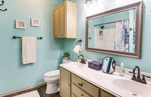 Walk to the Ocean Family Retreat in Crystal Beach - Foto 14